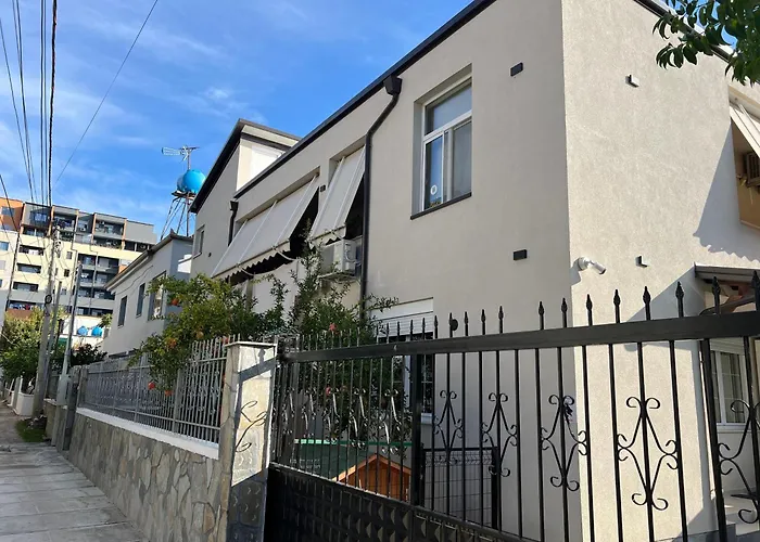 Patzoo Apartments